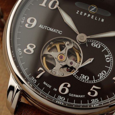 Zeppelin LZ 127 Graf 7666-4 LZ 127 Graf Zeppelin Watch • EAN